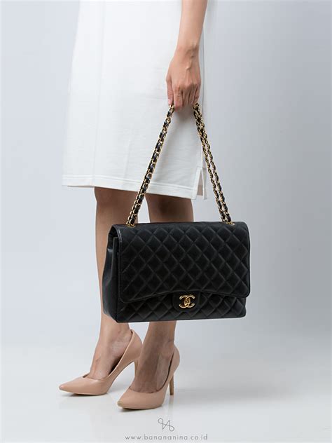 chanel classic maxi flap bag review|authentic Chanel classic flap bag.